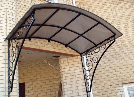Навесы над крыльцом